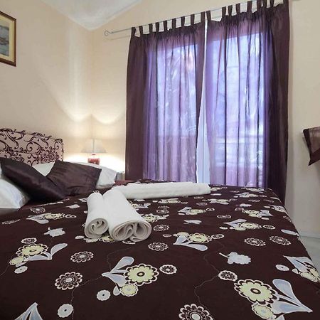 Apps And Room Goran In The Center Makarska Exterior foto