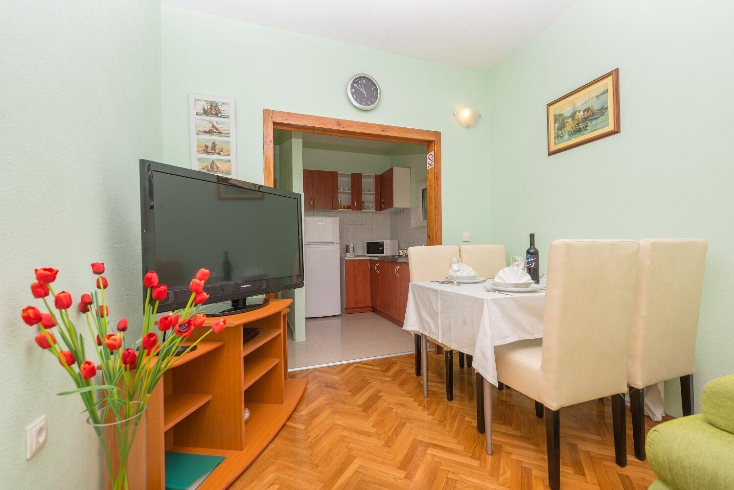 Apps And Room Goran In The Center Makarska Exterior foto